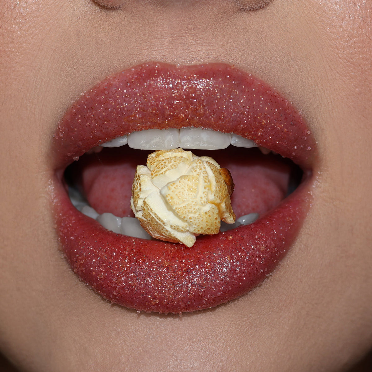 glitter lip scrub