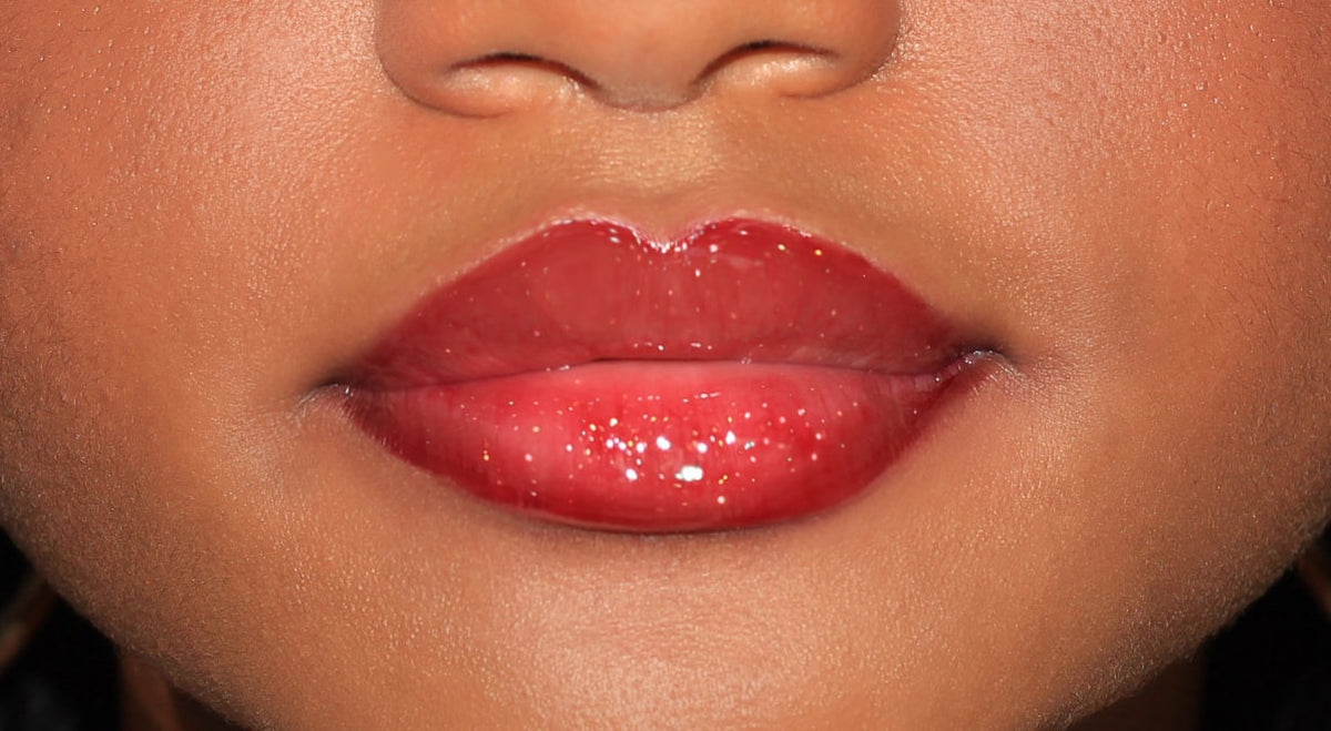 lips after red glitter lip oil