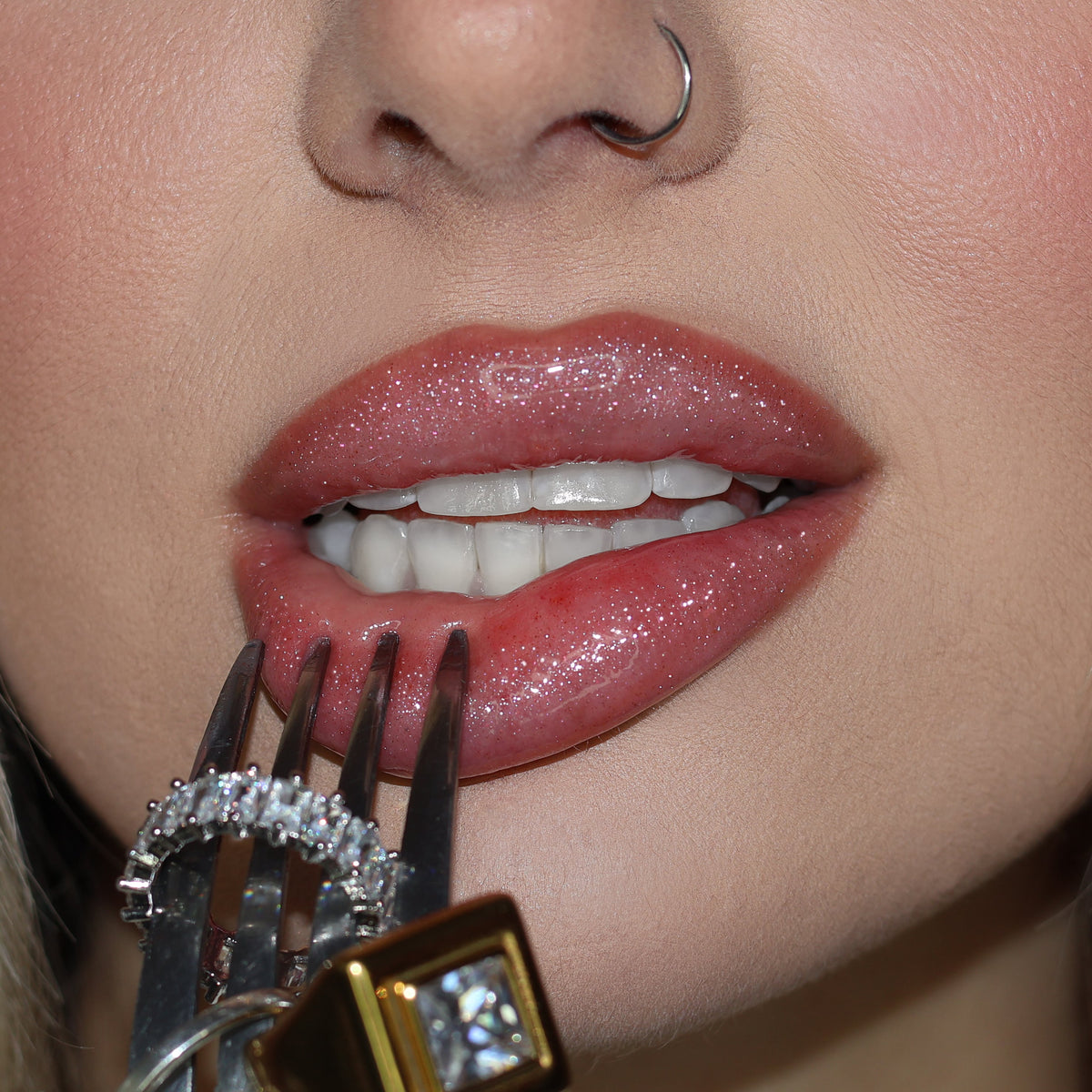 supernova glitter lip oil musa lips#color_supernova
